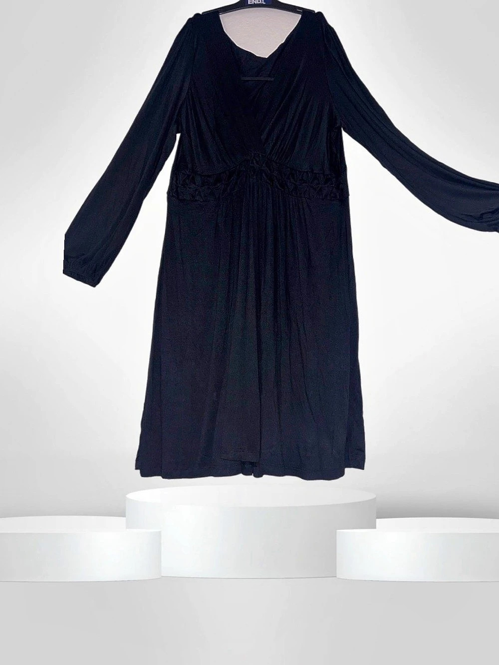 Black Long Sleeve Midi Dress - Picture 3 of 6